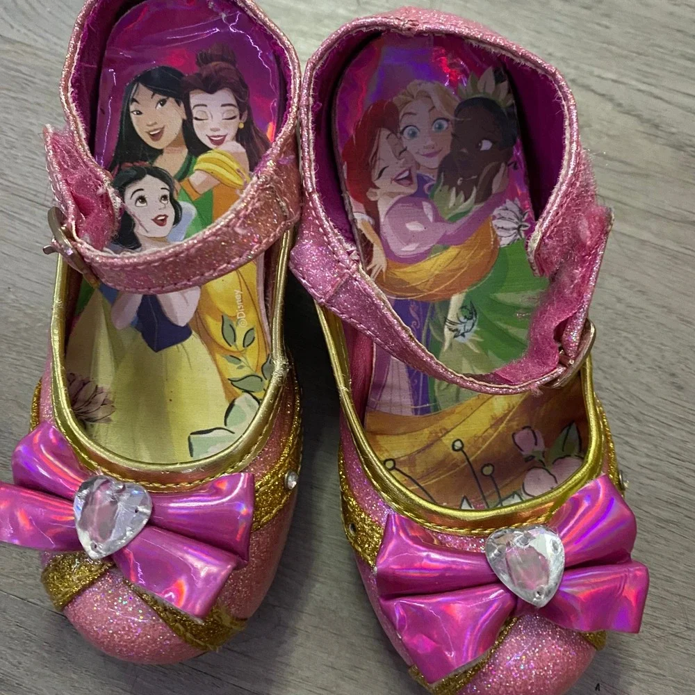 Disney Princess Mary Jane Dress Up Shoes Kids Size 8 Pink Glitter Gold Bows